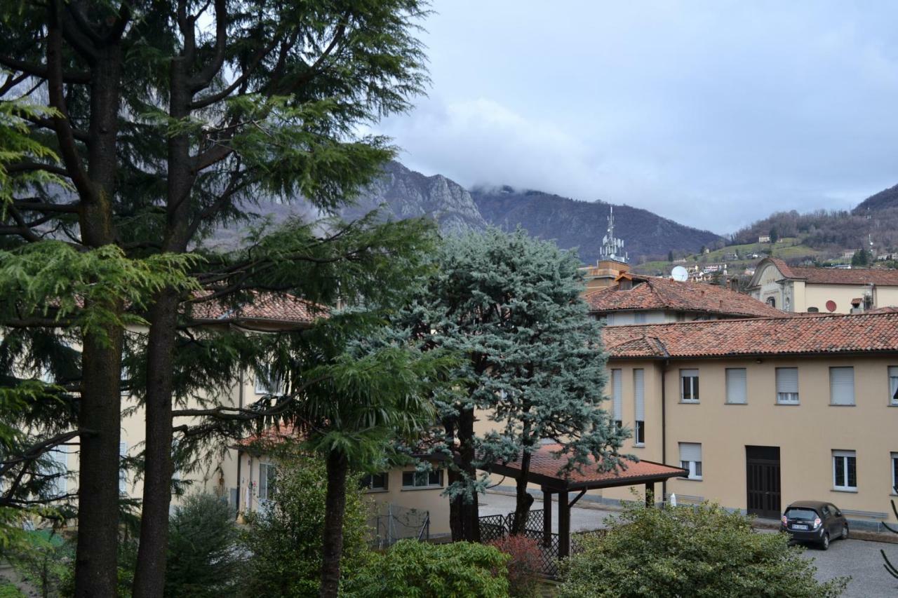 Casa Del Cedro - Cedar House Villa Lecco Bagian luar foto